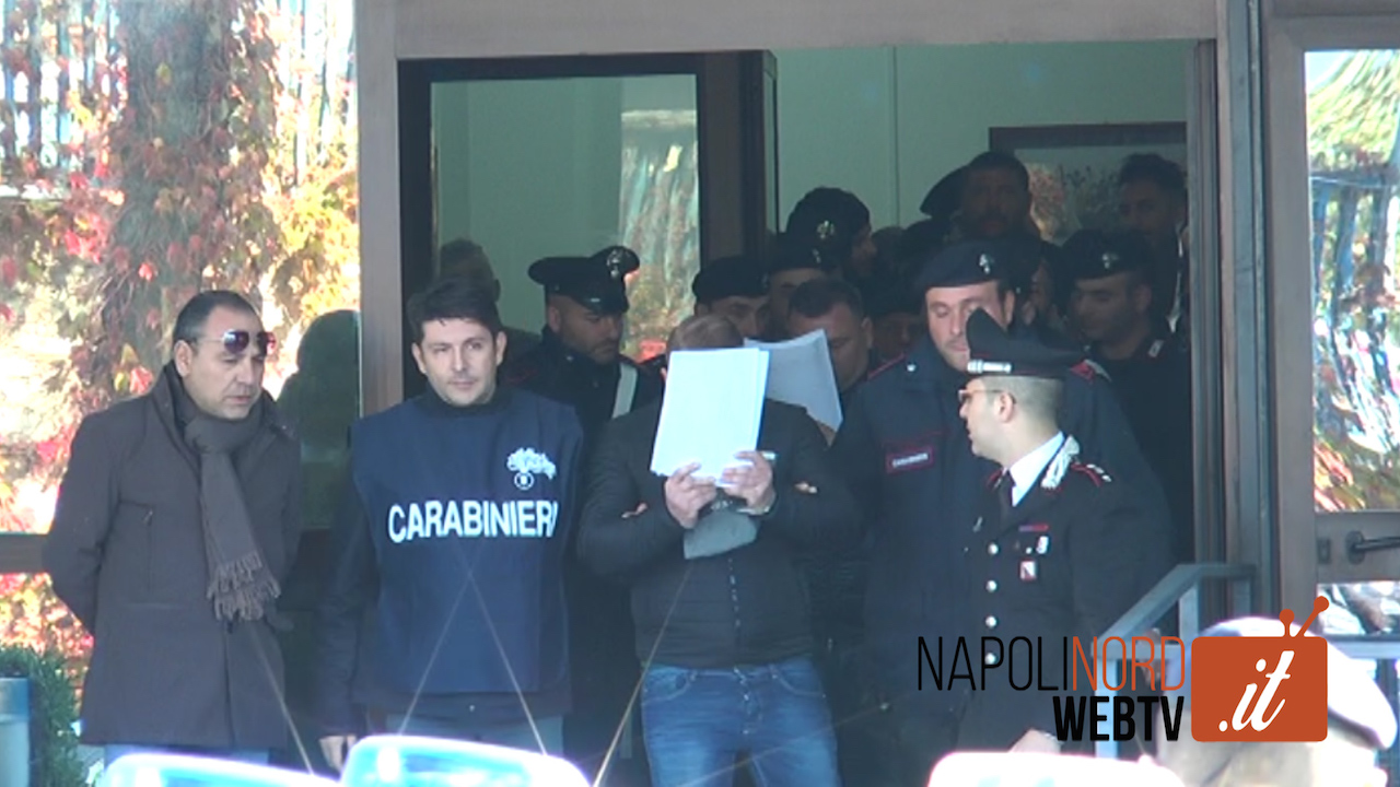Camorra tra Pozzuoli e Giugliano, 29 arresti. La moglie del boss Beneduce: “Tutta la mia famiglia in cella”. Video